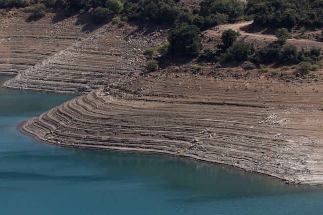Τεράστια η πτώση της στάθμης στον Μόρνο  