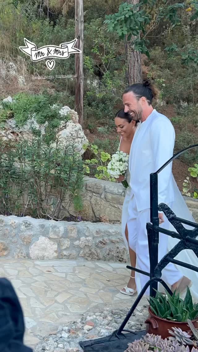 Γάμος Βαλαβάνη- Μόργκαν: Στιγμιότυπο του νιόπαντρου ζευγαριού/ πηγή Instagram