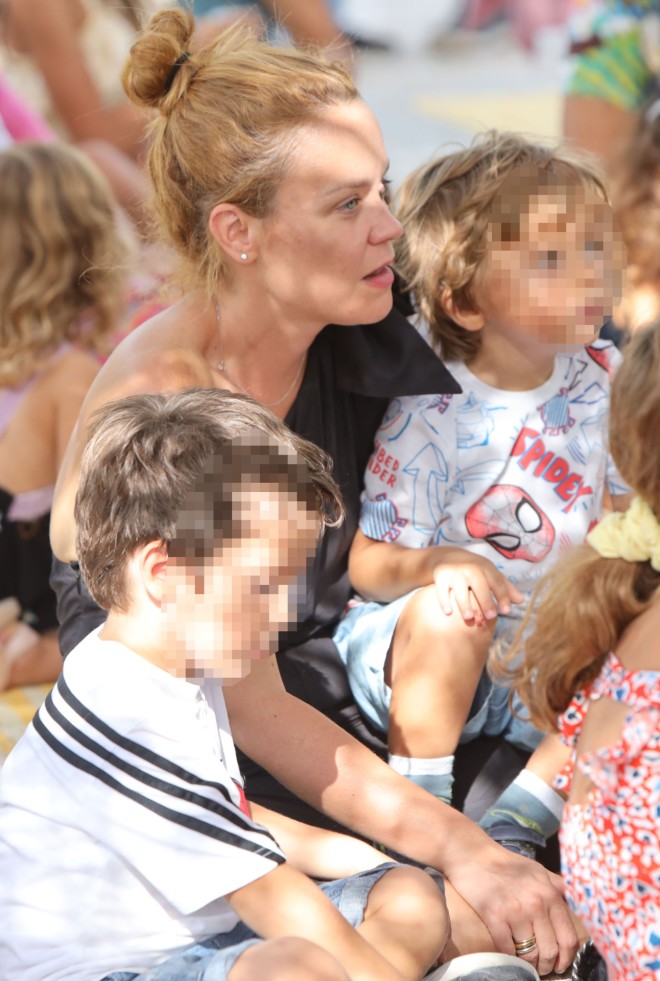 Τα δυο της αγόρια, είναι όλη της η ζωή για τη Λένα Παπαληγούρα