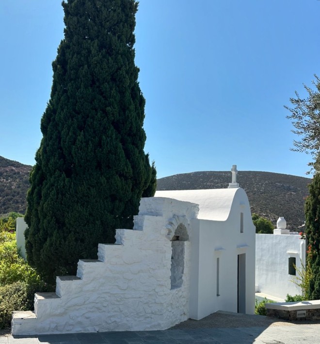 Εκκλησσάκι που φωτογράφισε η Κωνσταντίνα Σπυροπούλου από τις καλοκαιρινές της διακοπές/ πηγή instagram