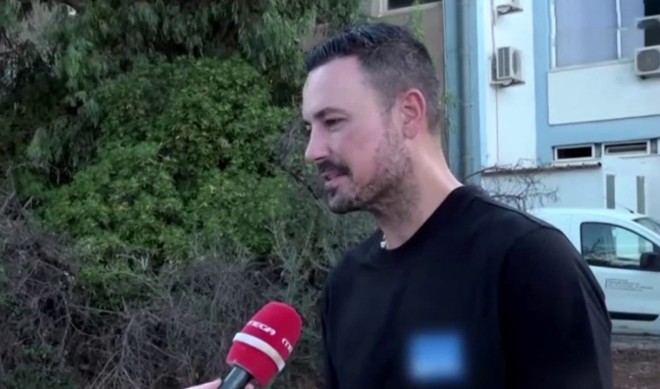 Δεν αποκλείεται ο Πέτρος Κουσουλός να ανέβει ξανά τα σκαλιά της εκκλησίας