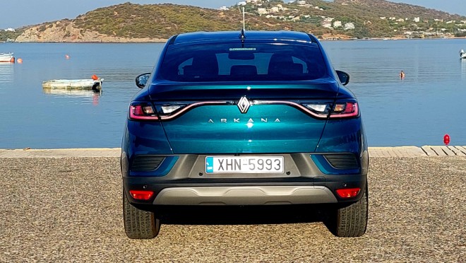 Test drive: Ανανεωμένο Renault Arkana 1.3 TCe 140 PS EDC7