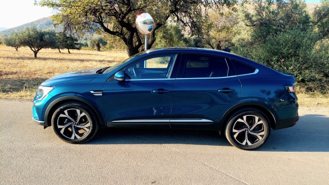 Test drive: Ανανεωμένο Renault Arkana 1.3 TCe 140 PS EDC7