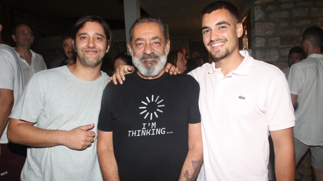 Αντώνης Καφετζόπουλος: Οι δυο γάμοι, η κατάθλιψη και οι κούκλοι γιοι του