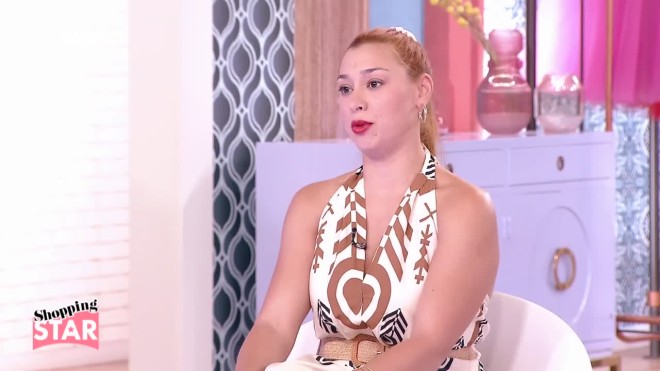 Shopping Star: «Το μακιγιάζ πασαλειμένο και τα σκουλαρίκια παλιακά»