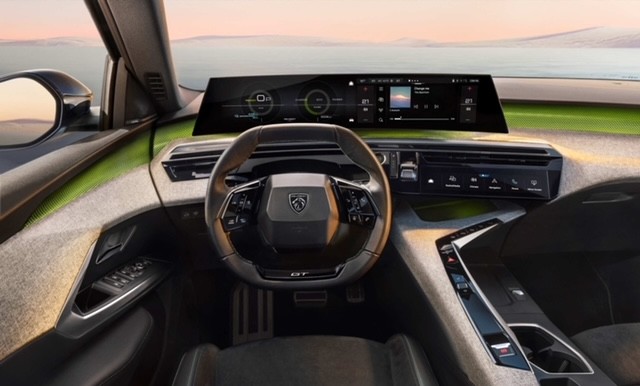 PEUGEOT E-5008: Τα προσόντα και οι τιμές στην Ελλάδα 