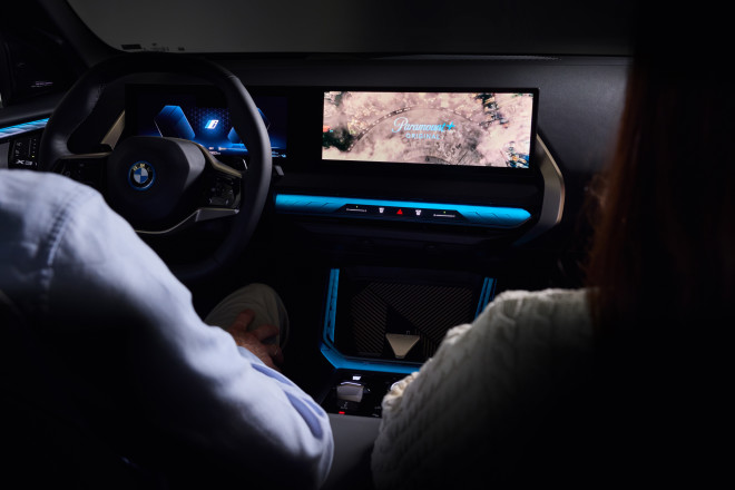 BMW:  Η μοναδική ψυχαγωγία στην οθόνη του αυτοκινήτου σας    