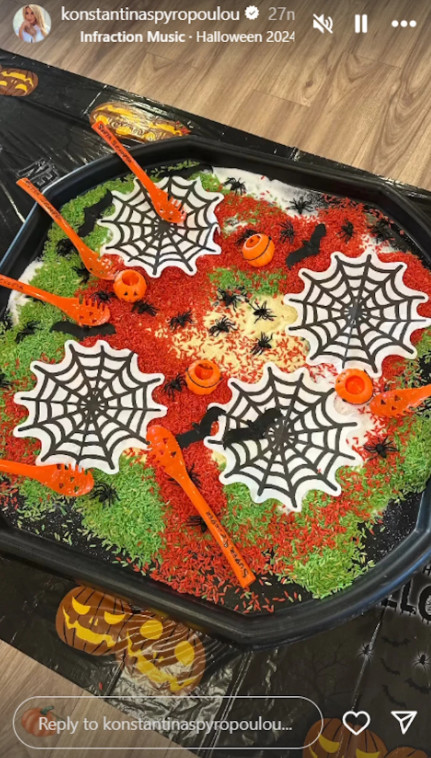 Κωνσταντίνα Σπυροπούλου: Σε Halloween πάρτι μαζί με τον γιο της, Βλάσση