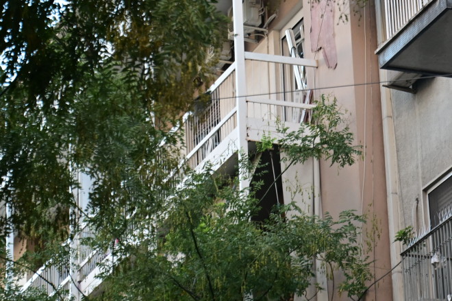 Από την έκρηξη στους Αμπελόκηπους σκοτώθηκε ακαριαία ένας άνδρας και τραυματίστηκε σοβαρά μια γυναίκα - Eurokinissi