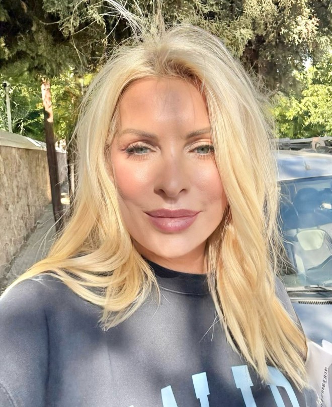 Η selfie που πόσταρε η Ελένη Μενεγάκη
