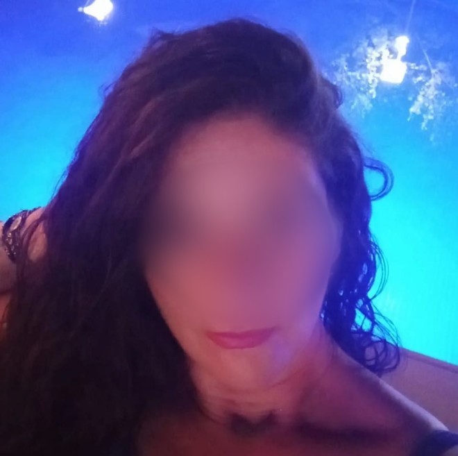 Η 43χρονη σύμφωνα με πληροφορίες έκλεισε ραντεβού στον 30χρονο για να τον πείσει να σταματήσει τις απειλές εναντίον της - Faceboook