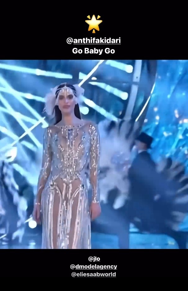 Ανθή Φακιδάρη: Περπάτησε Στην Πασαρέλα Του Elie Saab