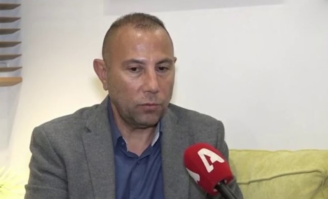 Για αρκετές τηλεοπτικές σεζόν ο Δημήτρης Γρηγοράκης συνεργάστηκε με την Ελένη Μενεγάκη & τη Βέφα Αλεξιάδου