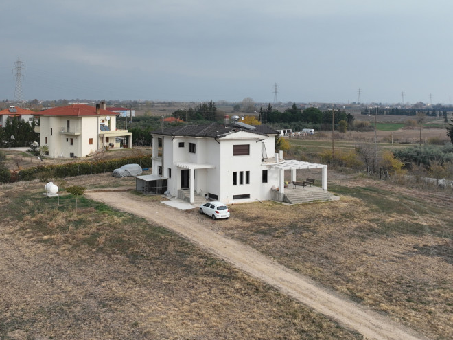 Πριν από χρόνια είχε πεθάνει ο πατέρας της οικογένειας και η μητέρα μεγάλωνε μόνη τα παιδιά της - Eurokinissi
