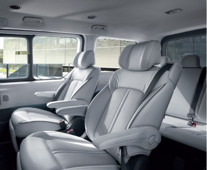 Hyundai STARIA: Πόσο κοστίζει στην Ελλάδα το νέο μοντέλο 