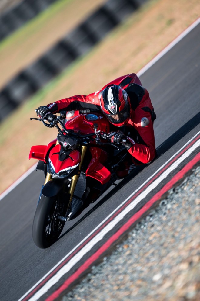 Ducati Streetfighter V4: Πότε έρχεται στην Ελλάδα  