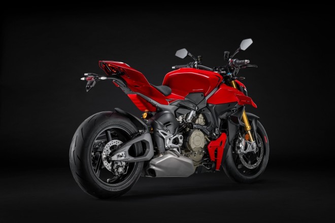 Ducati Streetfighter V4: Πότε έρχεται στην Ελλάδα  