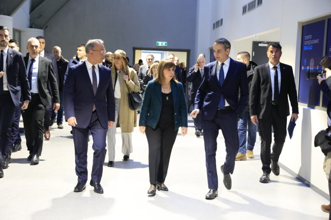 Μετρό Θεσσαλονίκης: Ο πρώτος συρμός «κύλησε» στις ράγες