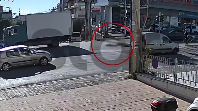 Τροχαίο στη Λεωφόρο Μαραθώνος