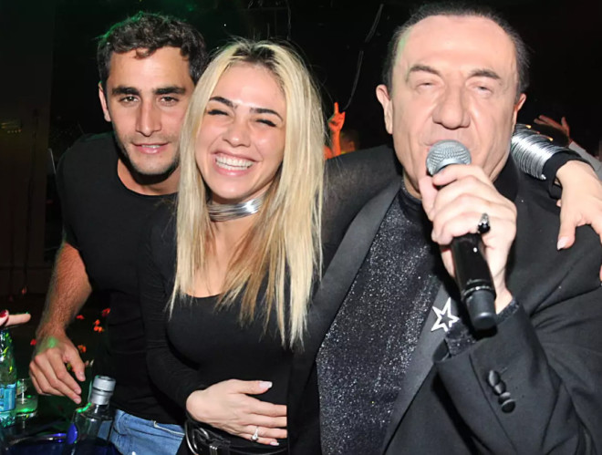 κονι μεταξά