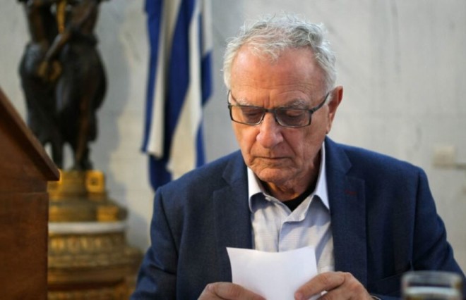 Κώστας Χαρδαβέλλας
