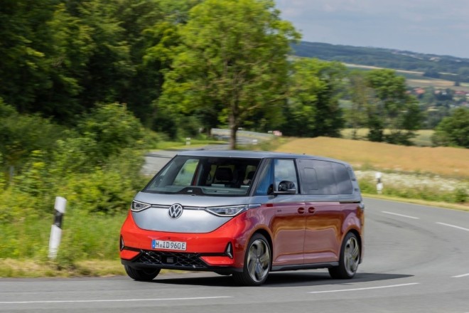 VW ID Buzz: Mε νέους κινητήρες και εκδόσεις 