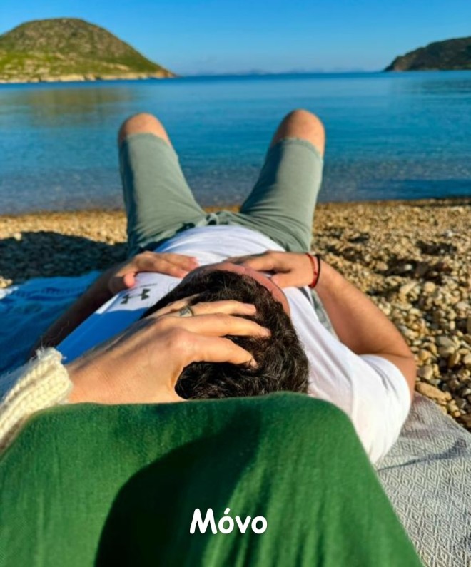 Τζένη Μπαλατσινού: Αδημοσίευτες φωτογραφίες με τα παιδιά της