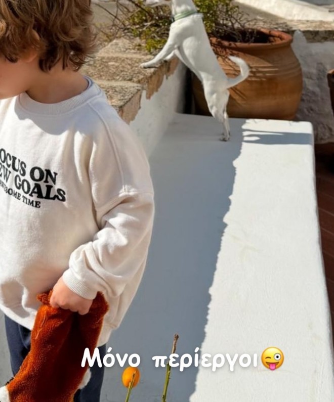 Τζένη Μπαλατσινού: Αδημοσίευτες φωτογραφίες με τα παιδιά της