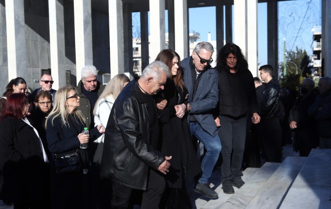 Μαργαρίτα Οικονομοπούλου: Υποβασταζόμενες η μητέρα και η αδελφή της