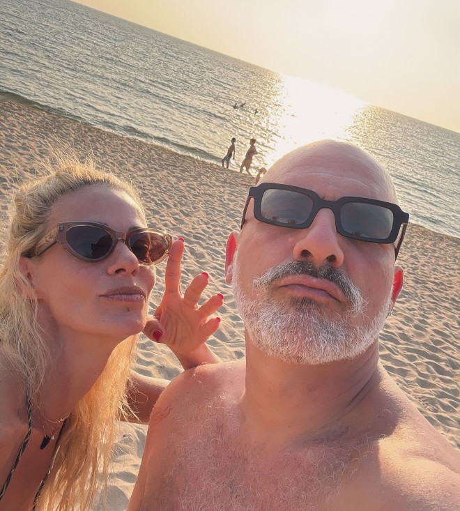 Η Ζέτα Μακρυπούλια κι ο Νίκος Μουτσινάς σε Summer mood! 