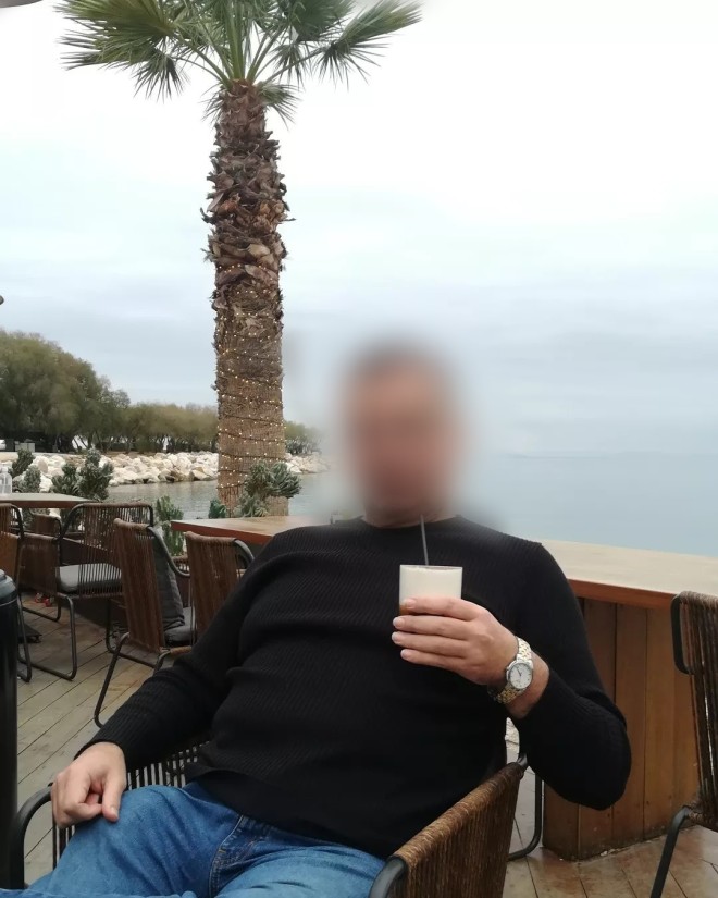 Ο 52χρονος καθηγητής που κατηγορείται για ασελγείς πράξεις σε ανήλικη - Facebook
