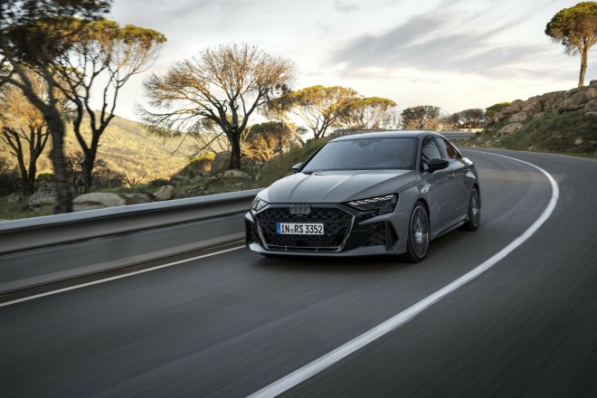 Audi RS3 Sportback και Sport Sedan: Δείτε εκδόσεις και τιμές