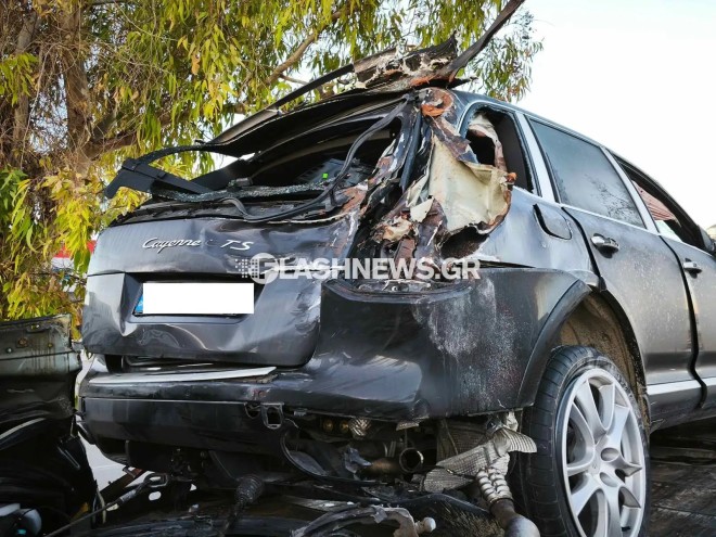 45χρονος οδηγός Porsche οδηγούσε υπό την επήρρεια αλκοόλ και χτύπησε το αυτοκίνητο του 22χρονου - Flashnews.gr
