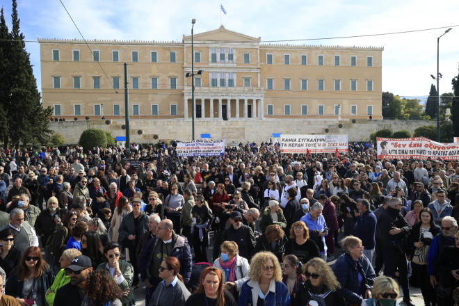 «Δεν έχω οξυγόνο»: Λαοθάλασσα για τα Τέμπη σε Ελλάδα και εξωτερικό!
