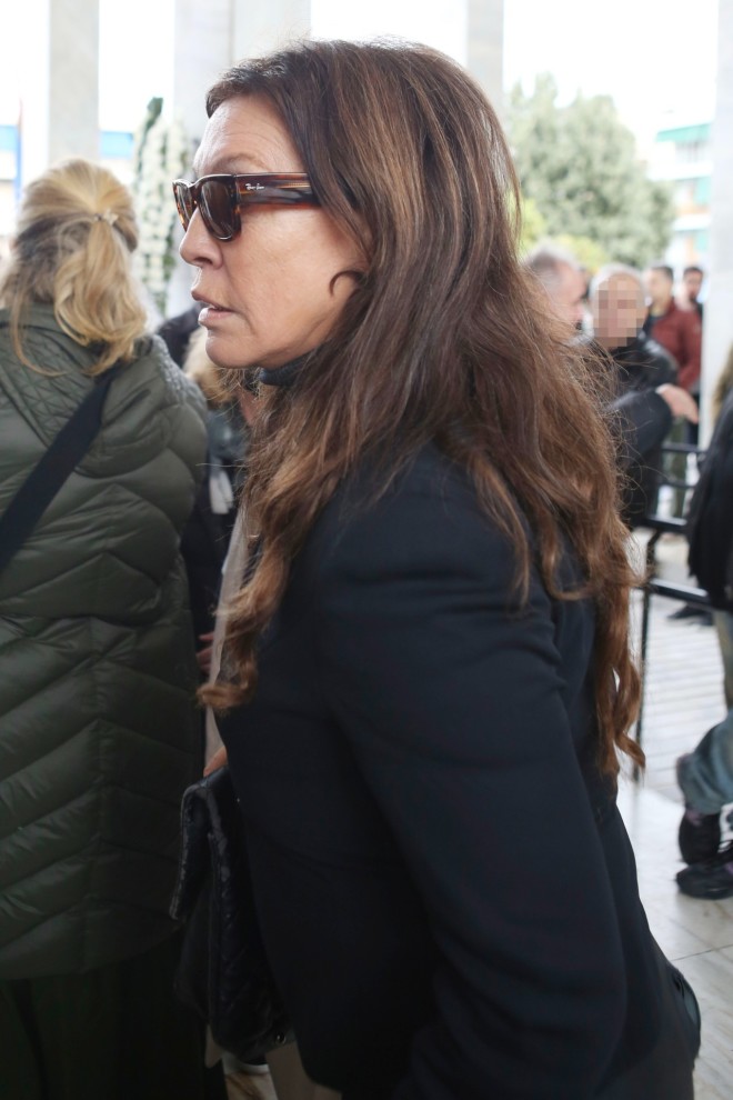 Κηδεία Ιάσονα Τριανταφυλλίδη: Πλήθος κόσμου στο τελευταίο «αντίο»