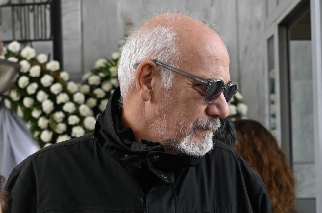 Κηδεία Ιάσονα Τριανταφυλλίδη: Πλήθος κόσμου στο τελευταίο «αντίο»