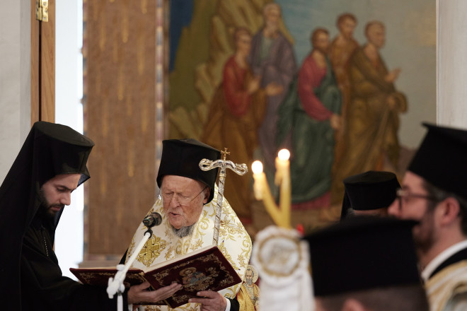 Μέσα σε ειδική κρύπτη στον καθεδρικό Ναό των Τιράνων αναπαύεται πλέον, όπως ήταν η επιθυμία του, ο Αρχιεπίσκοπος Αλβανίας Αναστάσιος