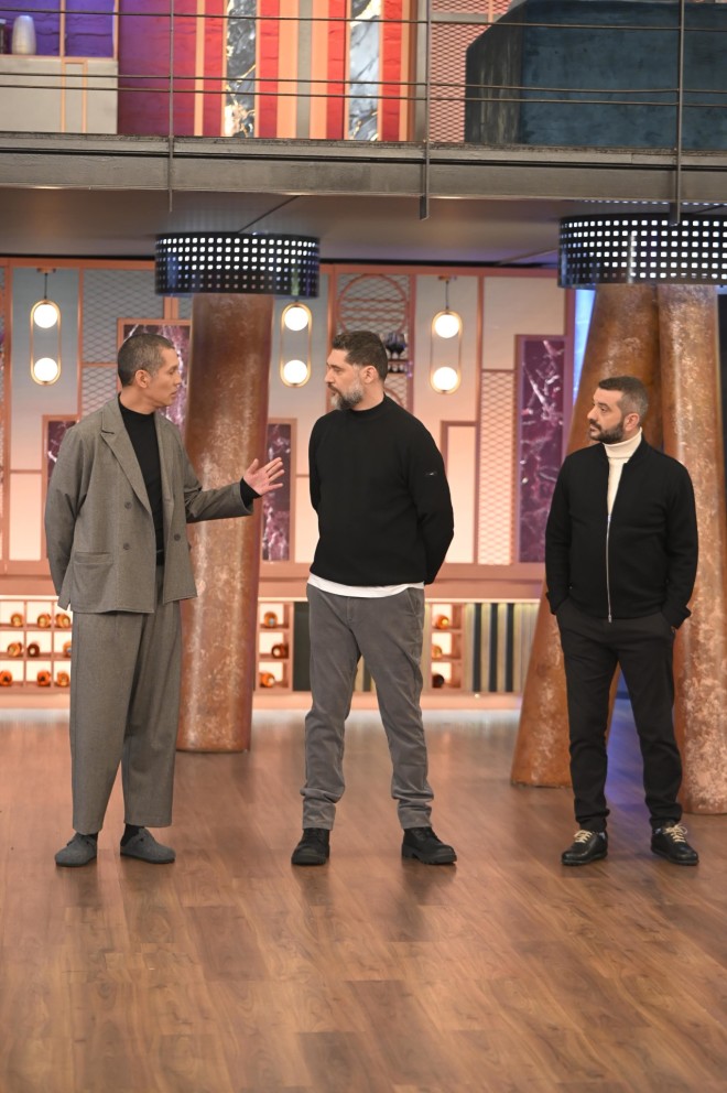 MasterChef: Μαγειρεύουν για καλό σκοπό με...ακραίες κατηγορίες