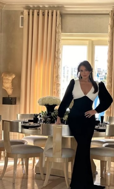 Σίλια Κριθαριώτη: Δείτε το πολυτελές σπίτι της με τη ροζ κουζίνα