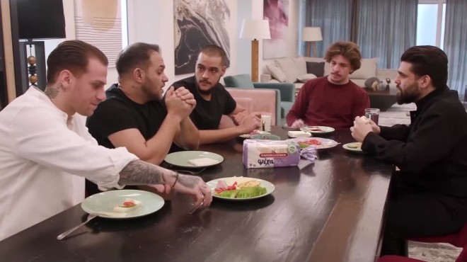 MasterChef: Τα αγόρια συζήτησαν για την αποψινή δοκιμασία αποχώρησης
