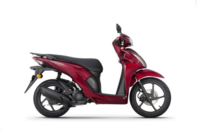 Honda Vision 110 του 2025:  Σε ποια σημείά την αναβάθμισαν 