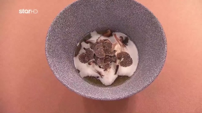 MasterChef Αλέξανδρος vs Θάνος: Ποιος πήρε τη λευκή ποδιά;