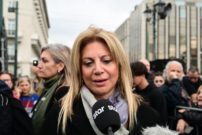 Η Μαρία Καρυστιανού στο συλλαλητήριο για τα Τέμπη