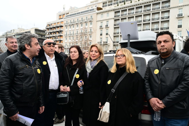 Συγγενείς θυμάτων της τραγωδίας των Τεμπών