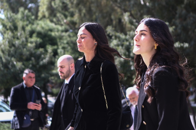 Η κόρη του Αλέξη Κούγια, Μάιρα, με τη μητέρα της Εύη Βατίδου - Eurokinissi