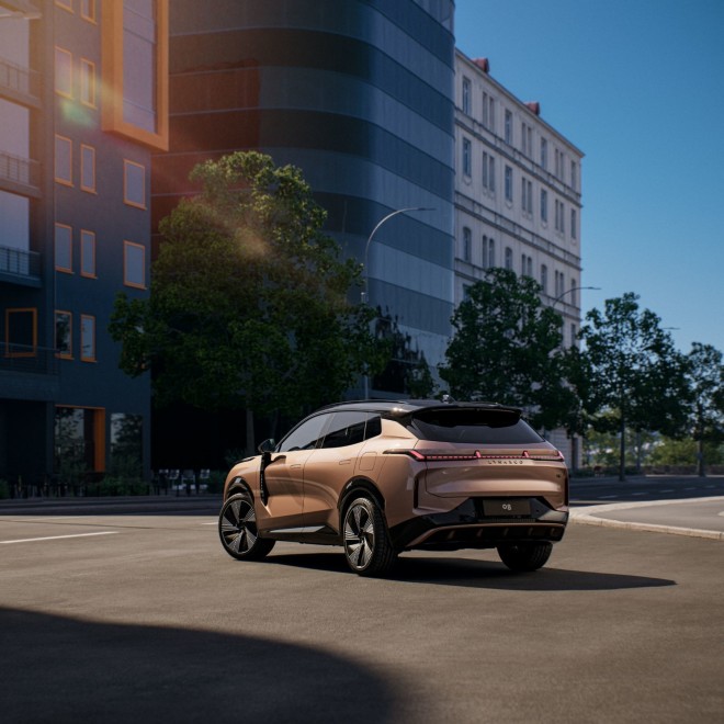 Lynk & Co 08: Με αυτονομία 1100 χιλιόμετρα 