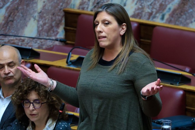 H Z. Κωνσταντοπούλου απαντά στον Μ. Βοριδη στη Βουλή 