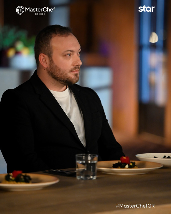 MasterChef: «Τι κάνατε 100 λεπτά;» - Το αιχμηρό σχόλιο του Κουτσόπουλου
