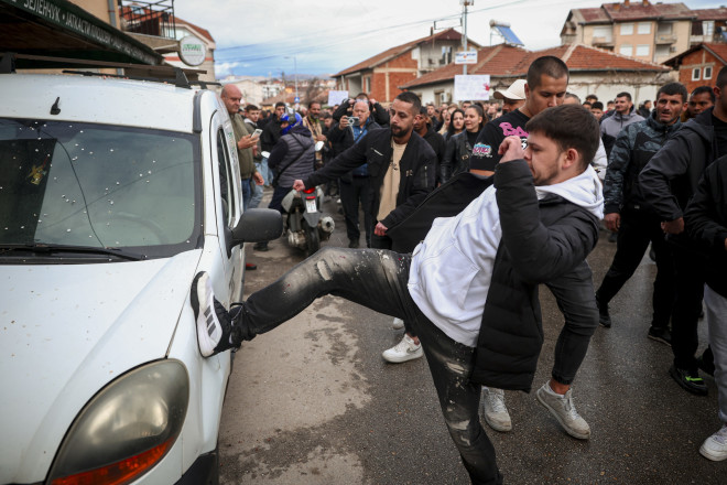 Η οργή ξεχειλίζει στους κατοίκους του Κότσανι για την αδιανόητη τραγωδία που σημειώθηκε - AP Images