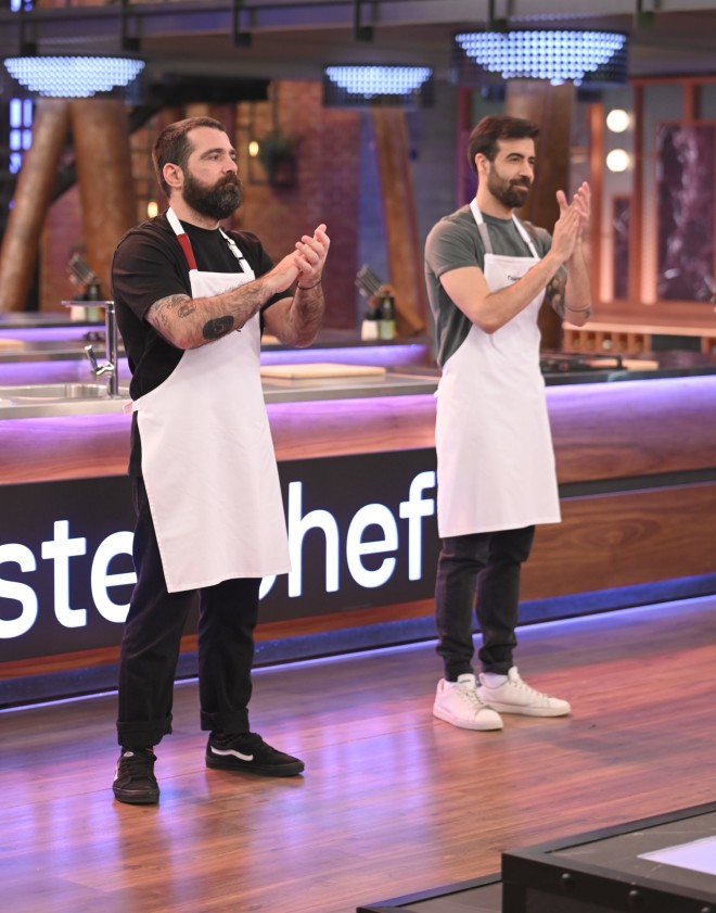 MasterChef: Ο αρχηγός της μπορντό μπριγάδας Νίκος Ασπρομάτης, κι ο αρχηγός της γκρι μπριγάδας Γιώργος Ρήγας
